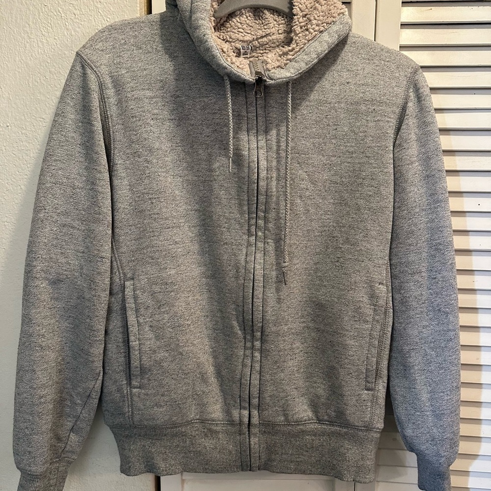 Uniqlo Gray Zip-Up Men's Sweater